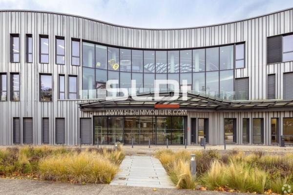 Bureaux A LOUER - LIMONEST - 633 m²