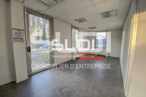 Bureaux A LOUER - BRON - 150 m²