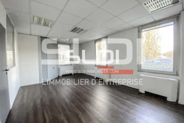 Bureaux A LOUER - BRON - 150 m²
