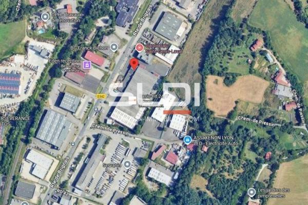 Commerces A LOUER - SAINT GENIS LAVAL - 750 m²