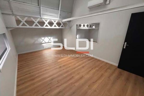 Locaux d'activités A LOUER - VENISSIEUX - 794 m²