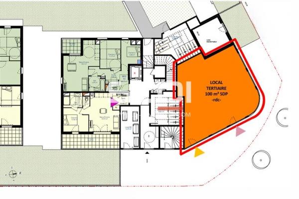 Commerces A VENDRE OU A LOUER - DECINES CHARPIEU - 102 m²