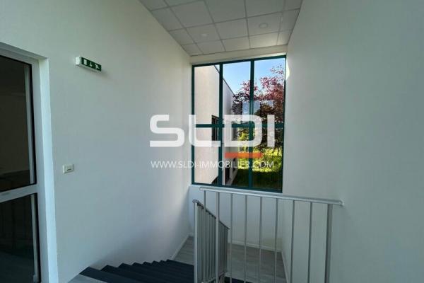 Bureaux A LOUER - LA TOUR DE SALVAGNY - 280 m²