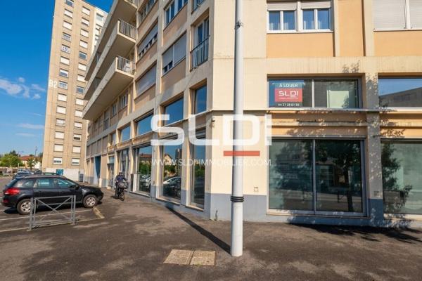 Commerces A LOUER - MACON - 333 m²
