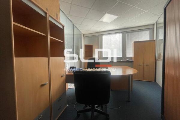 Bureaux A LOUER - ECULLY - 62 m²