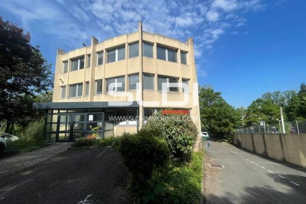 Bureaux A LOUER - ECULLY - 62 m²