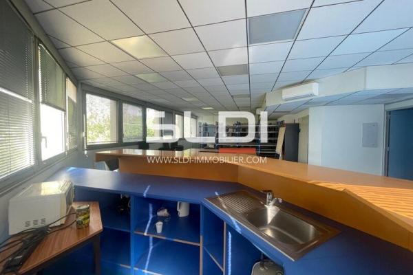 Bureaux A LOUER - ECULLY - 135 m²