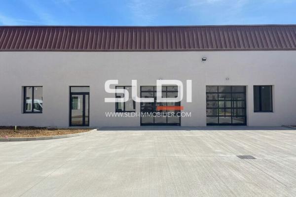 Locaux d'activités A LOUER - VENISSIEUX - 1 646 m²