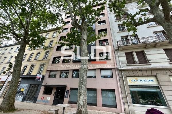Bureaux A LOUER - LYON - 90 m²