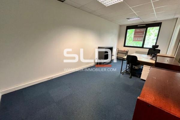 Bureaux A LOUER - LYON - 90 m²