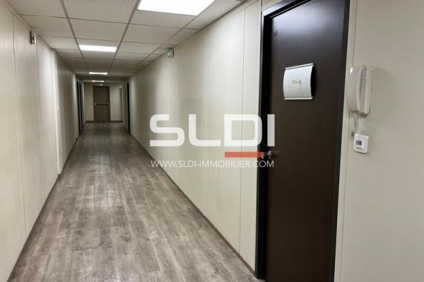 Bureaux A LOUER - LYON - 63 m²