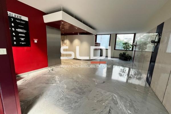 Bureaux A LOUER - LYON - 63 m²