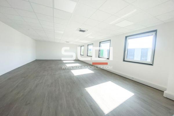 Bureaux A VENDRE - SAINT QUENTIN FALLAVIER - 1 710 m²