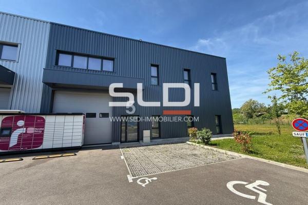 Locaux d'activités A LOUER - BOURGOIN JALLIEU - 288 m²