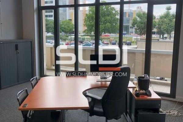 Bureaux A LOUER - LYON - 90 m²