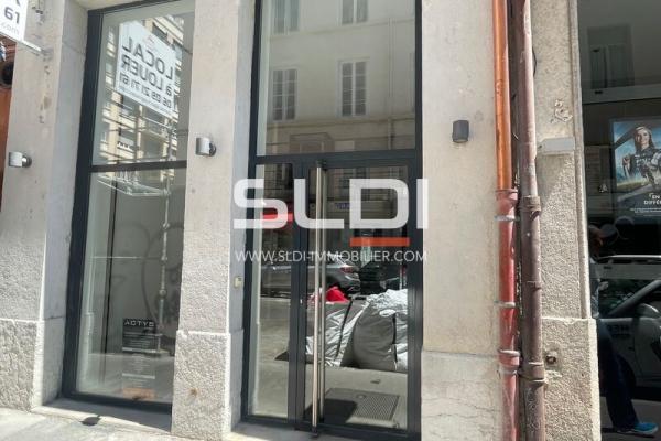 Commerces A LOUER - LYON - 44 m²