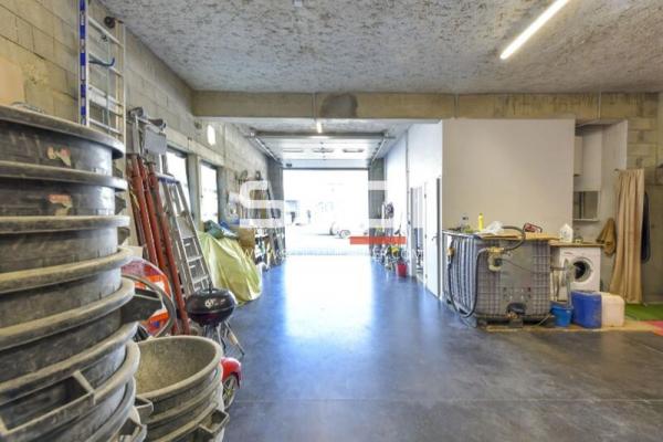Locaux d'activités A LOUER - LYON - 416 m²