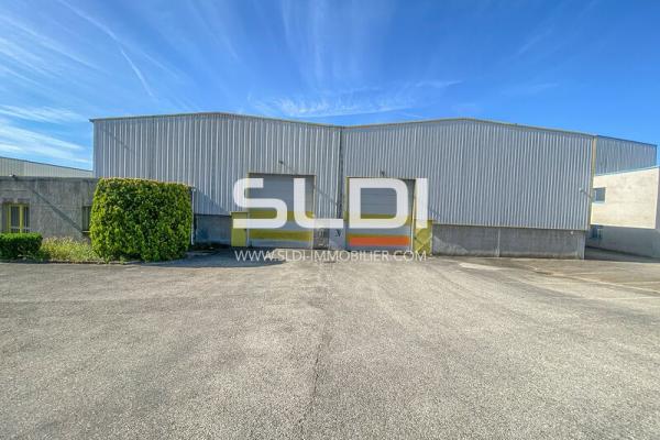 Locaux d'activités A LOUER - BELIGNEUX - 3 480 m²