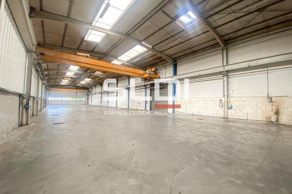Locaux d'activités A LOUER - BELIGNEUX - 3 480 m²
