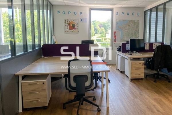 Bureaux A VENDRE - BRON - 139 m²