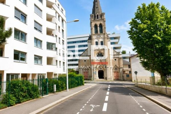 Bureaux A VENDRE OU A LOUER - LYON - 65 m²