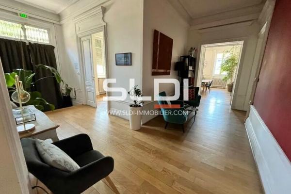 Bureaux A LOUER - LYON - 51 m²