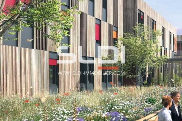 Bureaux A LOUER - VENISSIEUX - 225 m²