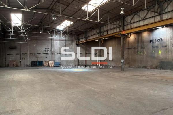 Locaux d'activités A VENDRE - SAINT ETIENNE - 3 188 m²