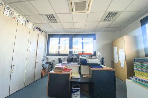 Bureaux A VENDRE OU A LOUER - LIMONEST - 650 m²