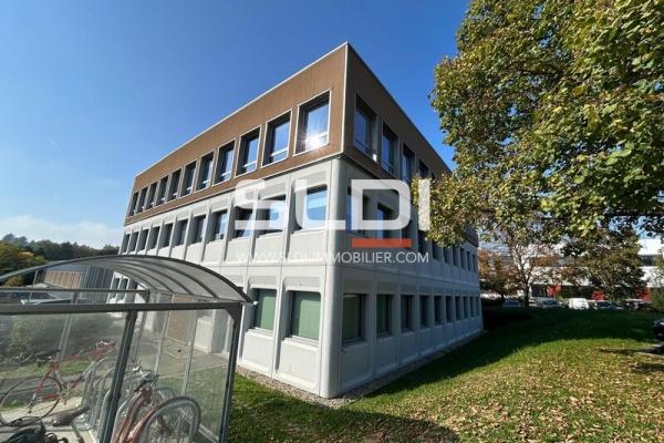 Bureaux A LOUER - DARDILLY - 134 m²