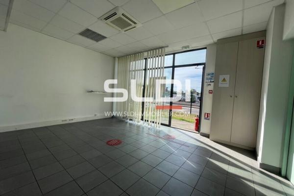 Bureaux A VENDRE - CRAPONNE - 60 m²