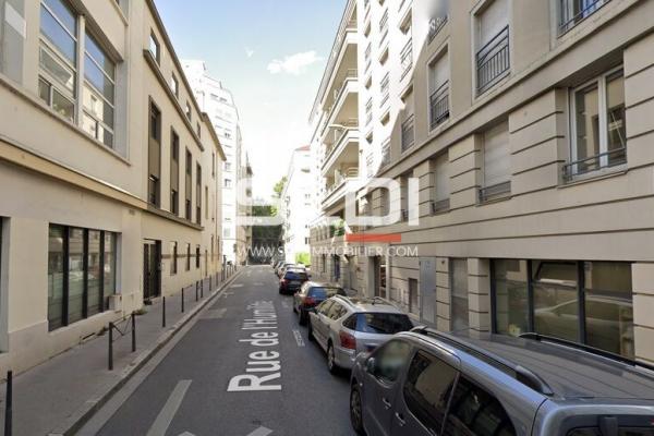 Bureaux A LOUER - LYON - 65 m²