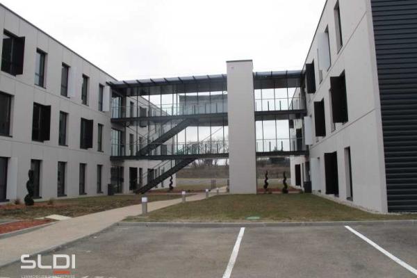 Bureaux A LOUER - SAINT PRIEST - 1 511 m²