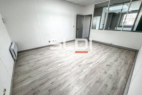 Bureaux A LOUER - VILLEURBANNE - 545 m²