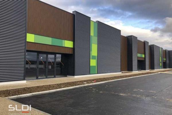 Commerces A VENDRE OU A LOUER - ANSE - 1 024 m²