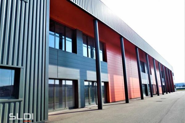 Bureaux A LOUER - ARNAS - 175 m²