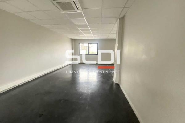 Bureaux A LOUER - CHAPONNAY - 55 m²