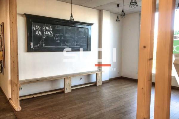 Commerces A LOUER - BOURG EN BRESSE - 435 m²