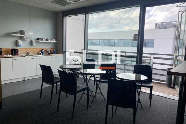 Bureaux A LOUER - DARDILLY - 110 m²