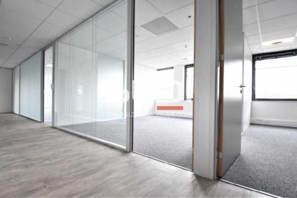Bureaux A LOUER - SAINT PRIEST - 970 m²