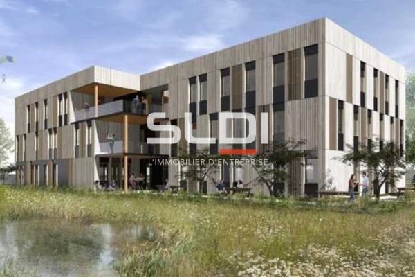 Bureaux A LOUER - VENISSIEUX - 7 006 m²
