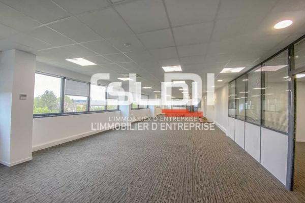 Bureaux A LOUER - MEYZIEU - 115 m²