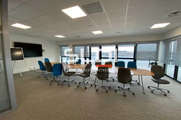 Bureaux A LOUER - MEYZIEU - 115 m²