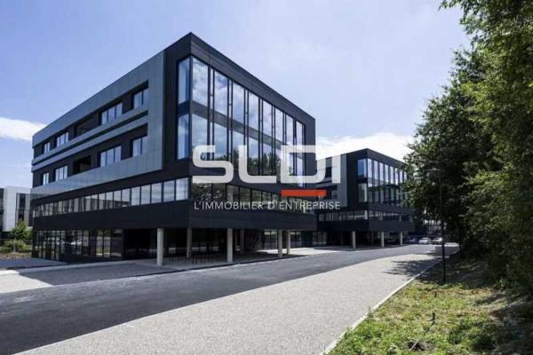 Bureaux A VENDRE OU A LOUER - LIMONEST - 1 837 m²