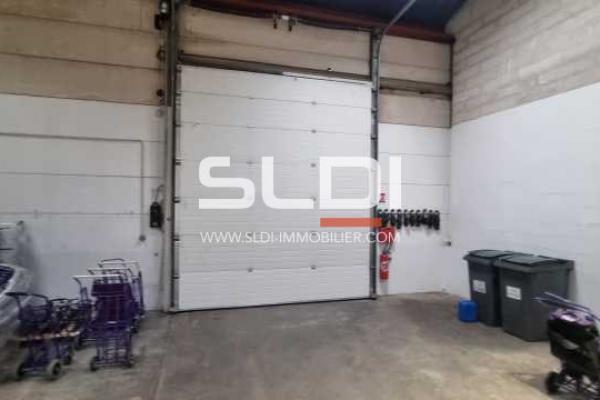Locaux d'activités A LOUER - SAINT ETIENNE - 1 547 m²