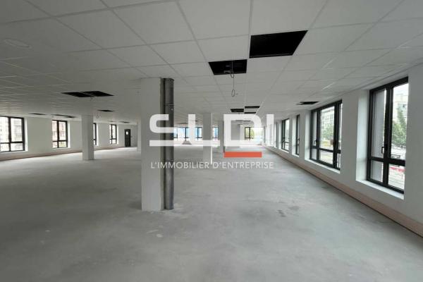 Bureaux A VENDRE OU A LOUER - VENISSIEUX - 700 m²