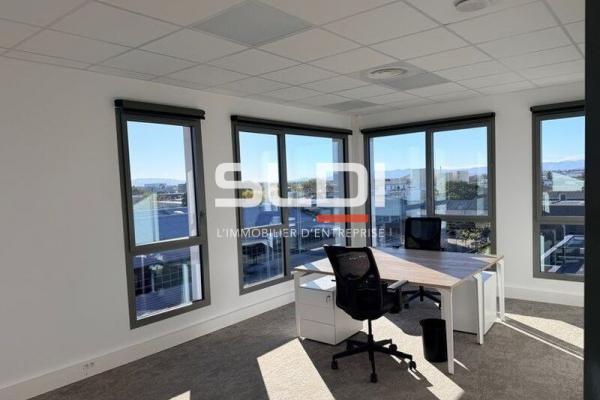 Bureaux A LOUER - CHASSIEU - 33 m²
