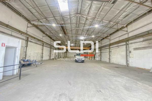 Activités A LOUER - CHASSIEU - 2 234 m²