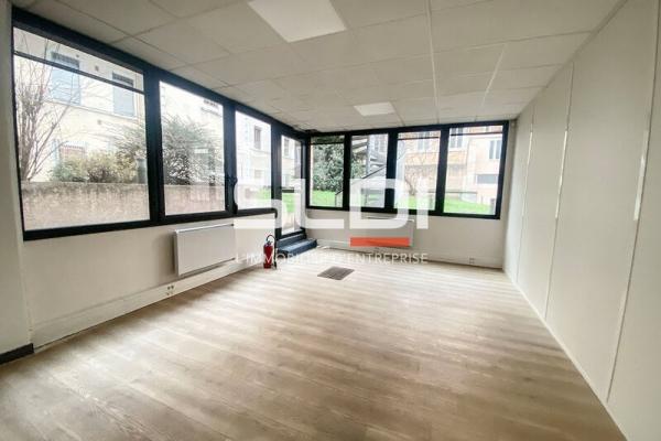 Bureaux A LOUER - LYON - 320 m²