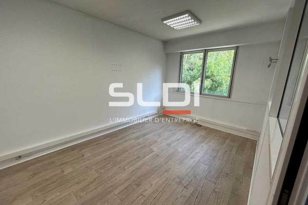 Bureaux A LOUER - ECULLY - 267 m²